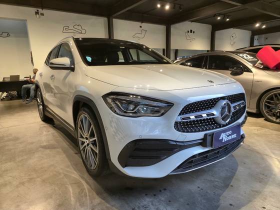 MERCEDES-BENZ GLA 200 1.3 GCI GASOLINA AMG LINE 7G-DCT MERCEDES-BENZ GLA 200 1.3 GCI GASOLINA AMG LINE 7G-DCT